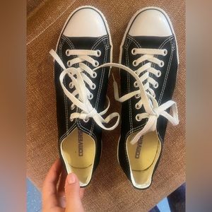Black Low Top Men’s Converse